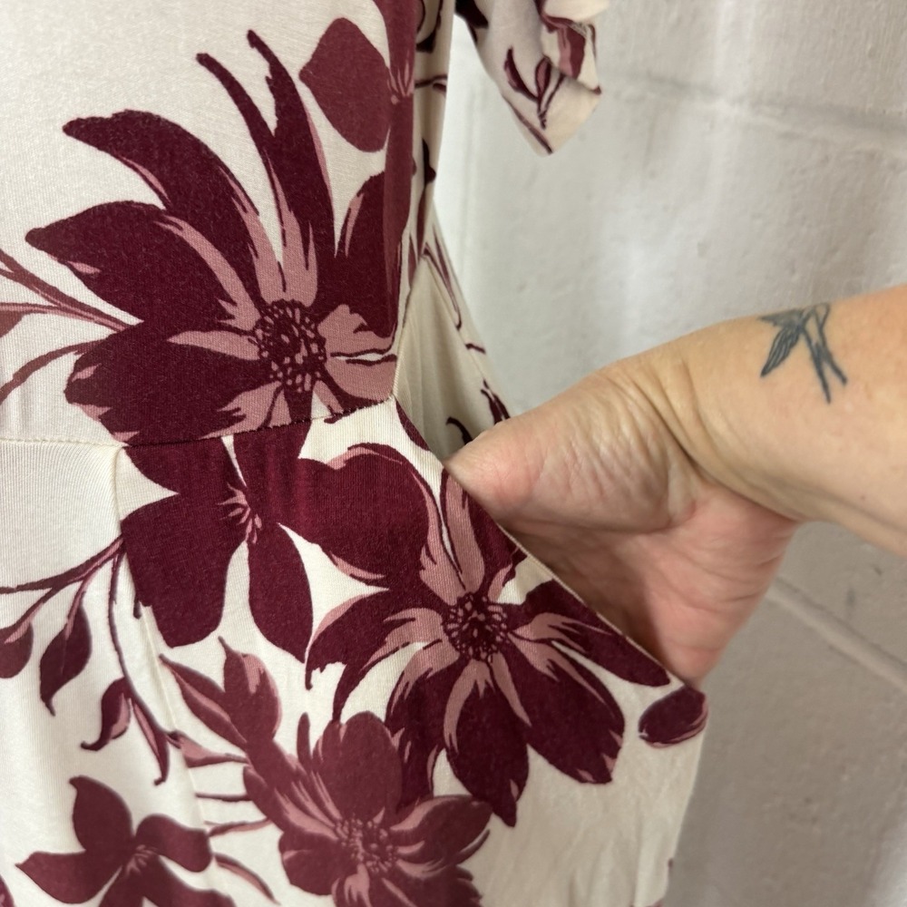 Torrid Super Soft Knit Dress Plus Size 1X Floral Soft Stretch Tropical Romantic - Picture 7 of 12